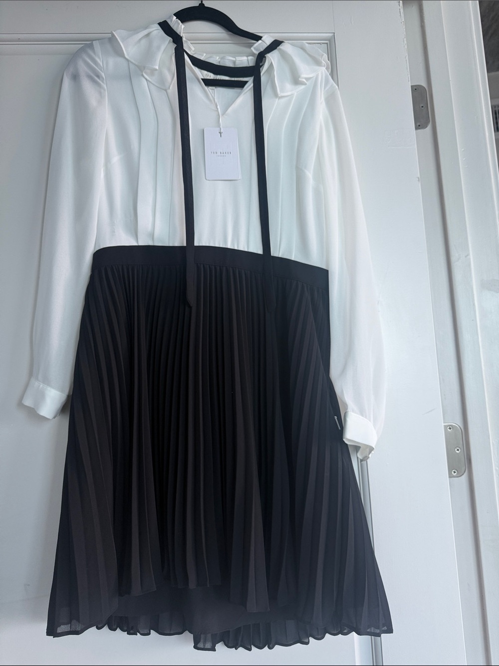 Ted Baker White & Black Pleated Long-Sleeve Dress with Neck Tie